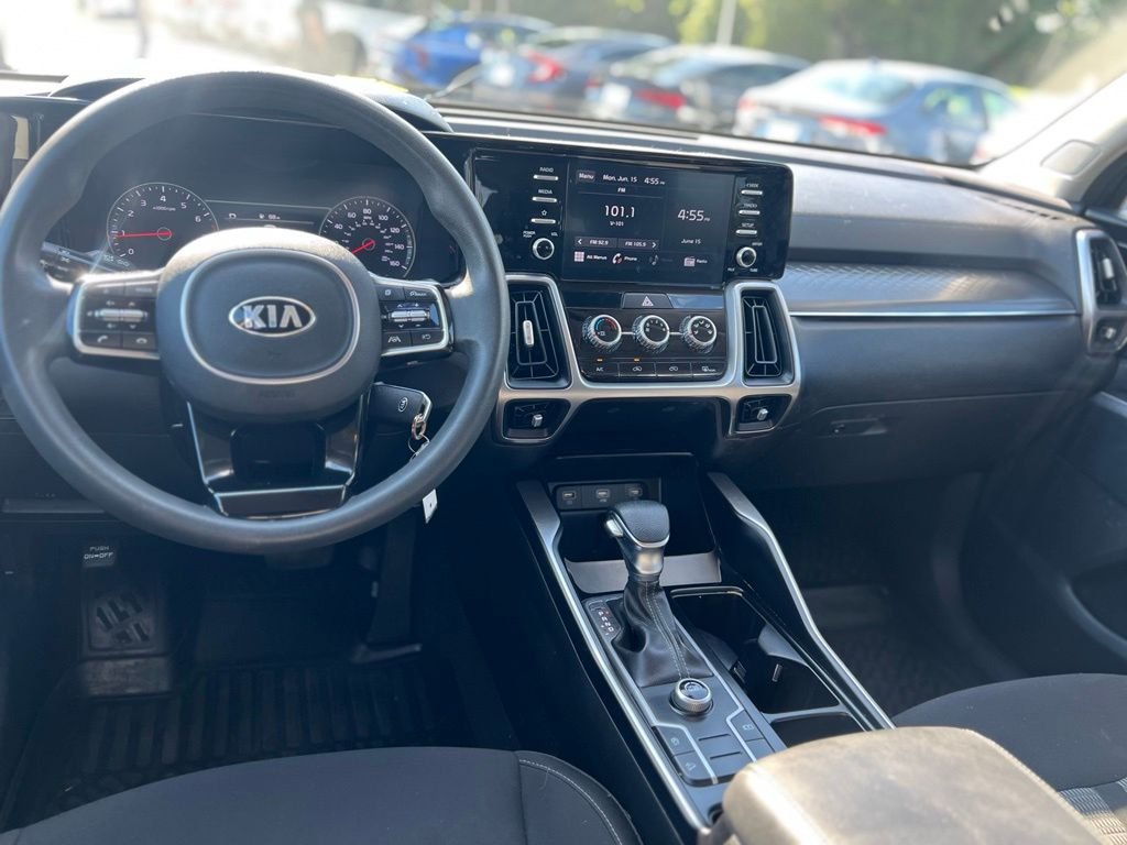 Used 2021 Gray Kia LX image 27
