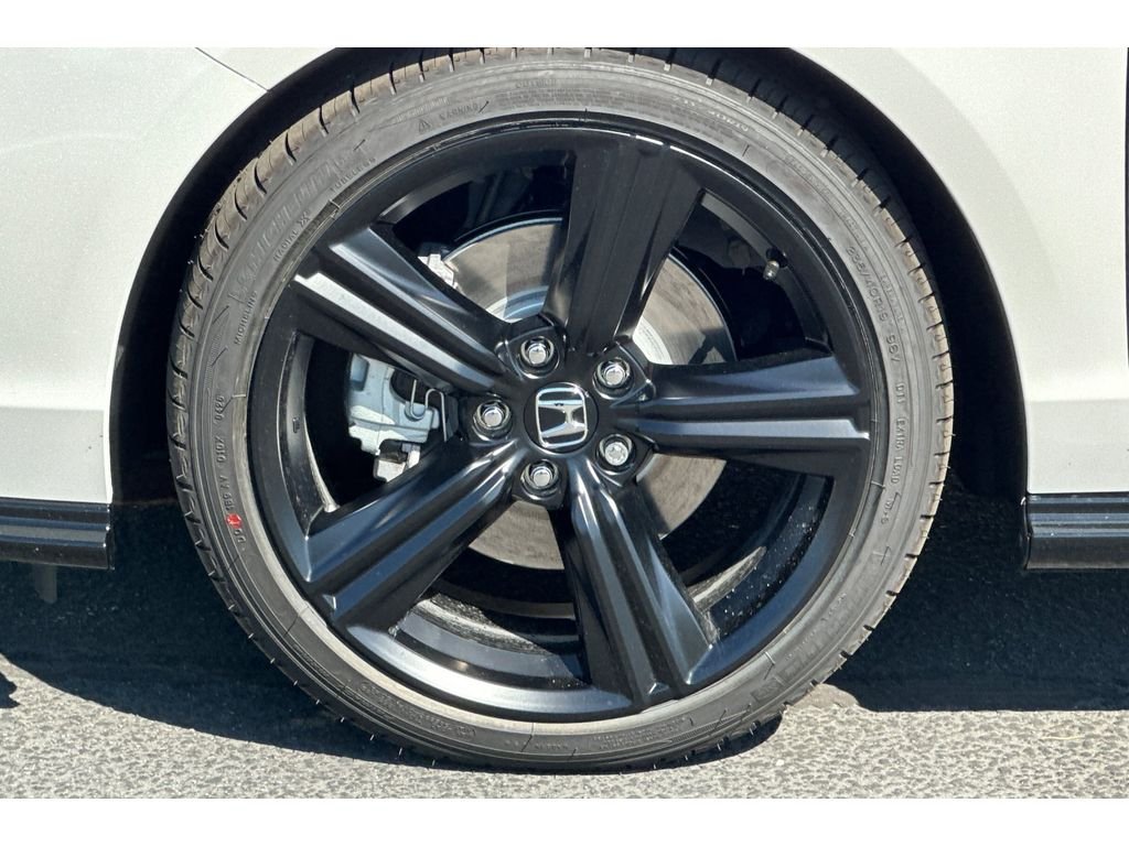 New 2026 Platinum White Pearl Honda Sport-L image 31