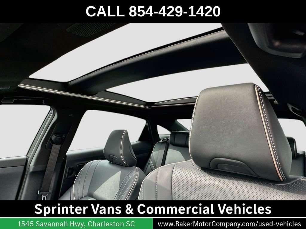 Used 2025  Toyota Platinum image 22