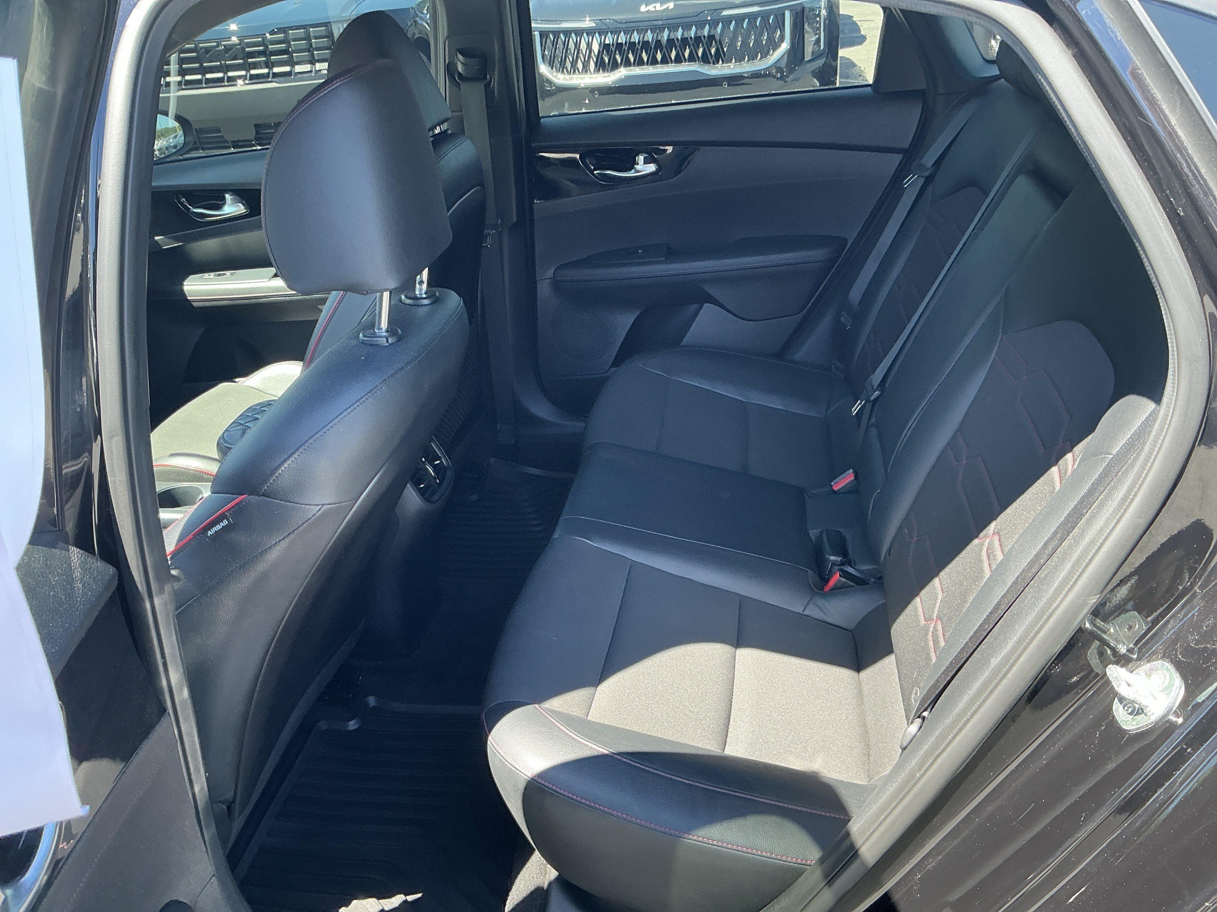 Used 2021 Aurora Black Kia GT image 10