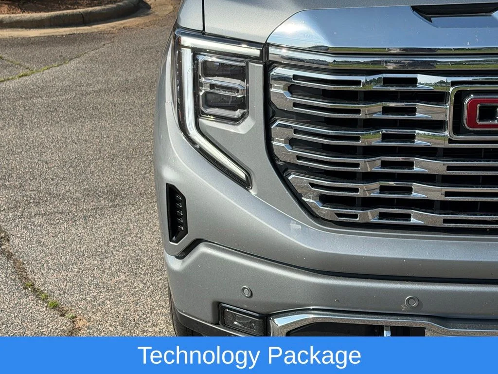 Used 2025 Silver GMC Denali image 11