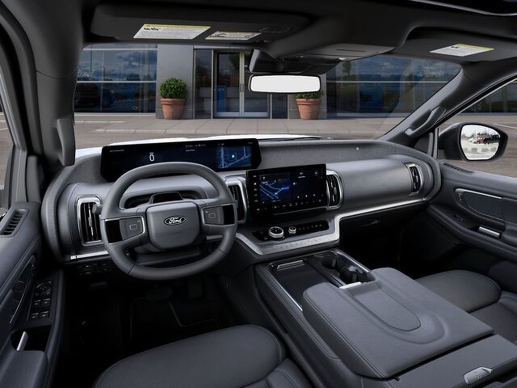 New 2027 Star White Metallic Tri-Coat Ford Platinum image 9