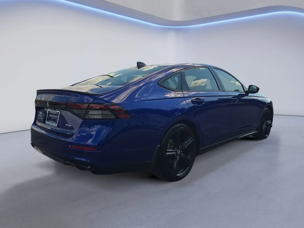 Used 2024  Honda Sport-L image 6
