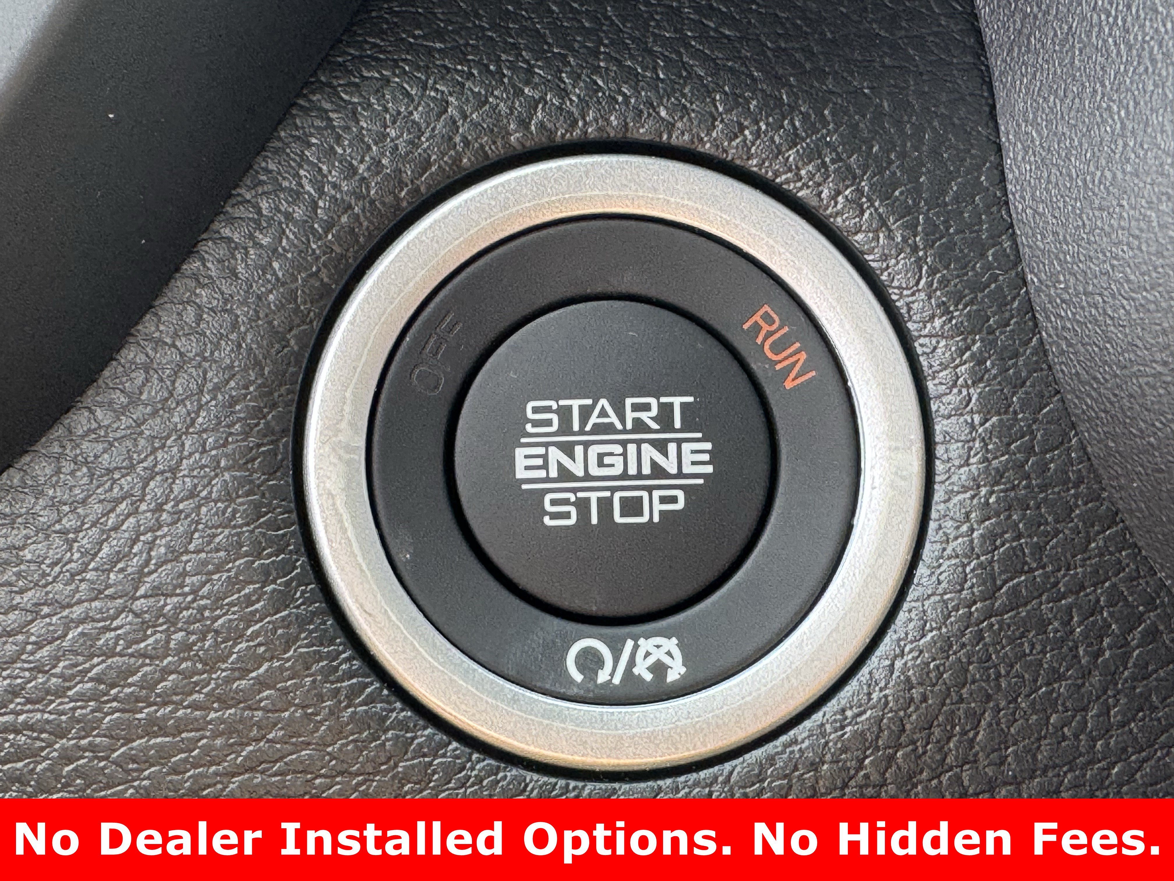 New 2026 Diamond Black Crystal Pearl-Coat Exterior Paint RAM Lone Star image 16