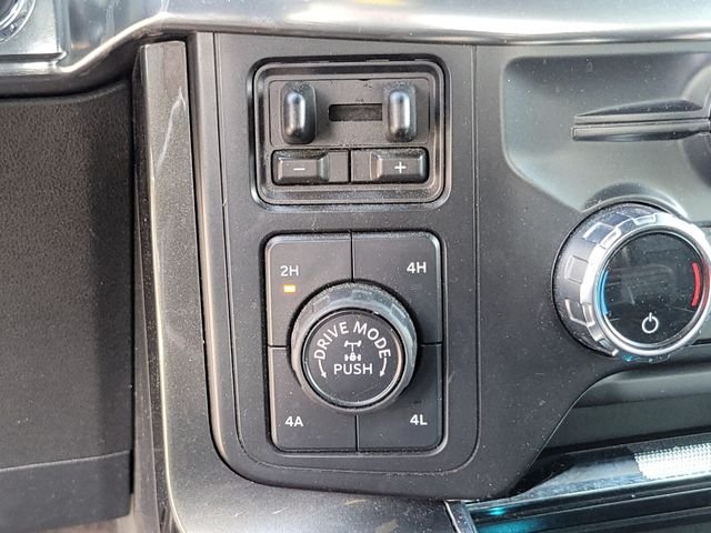 Used 2021 Black Ford Lariat image 25