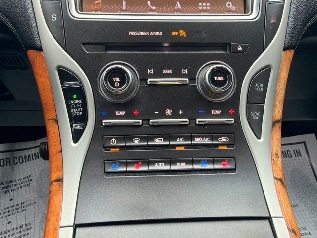Used 2019 Blue Lincoln Reserve image 27