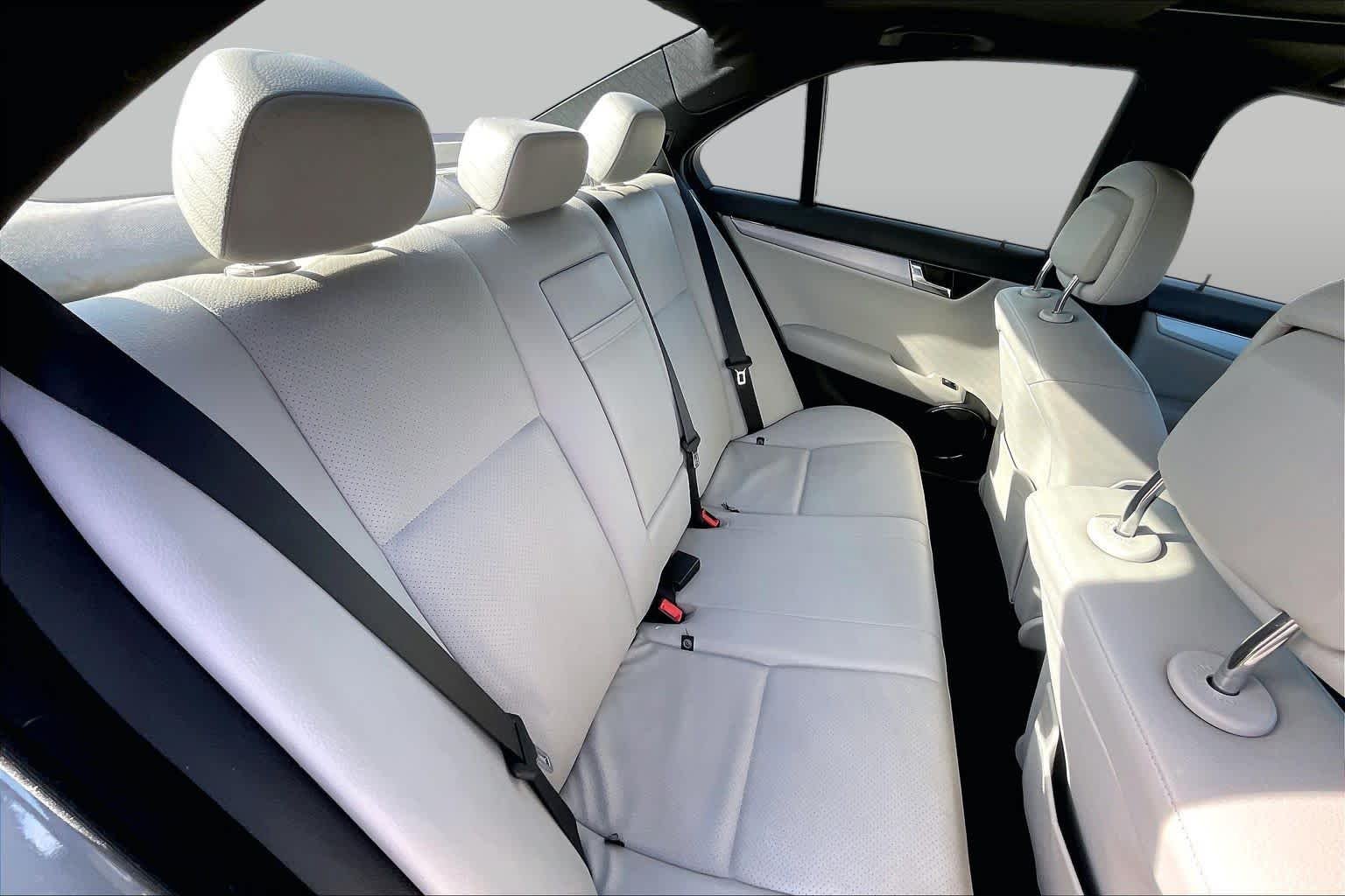 Used 2011 Palladium Silver Metallic Mercedes-Benz C 300 Sport image 19