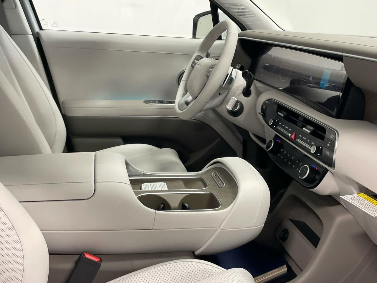 New 2026 Creamy White Pearl Hyundai SEL Premium AWD image 39