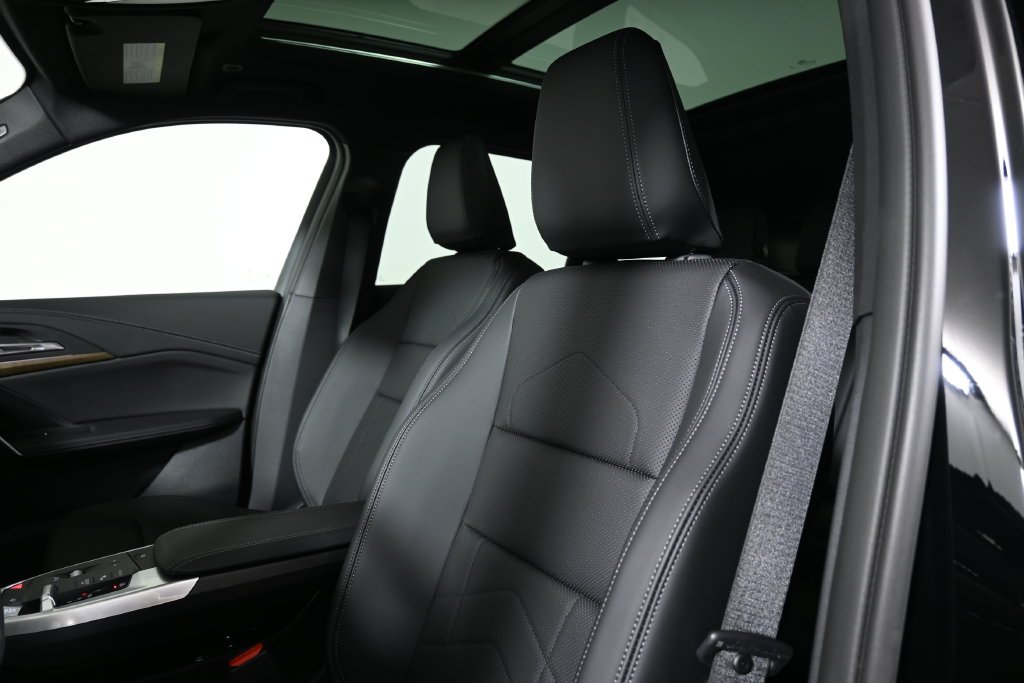 Used 2026 Black BMW xDrive28i image 16