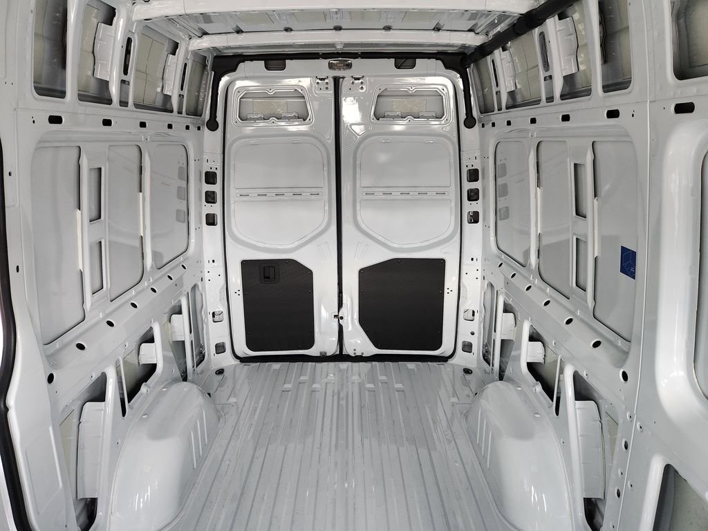 Used 2026 ARCTIC WHITE Mercedes-Benz WORKER image 18