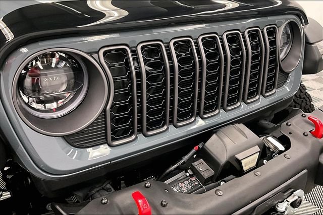 2024 Jeep Wrangler 2-Door Rubicon - Photo 28