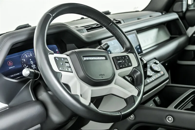 Used 2020 Fuji White Land Rover 110 HSE image 20