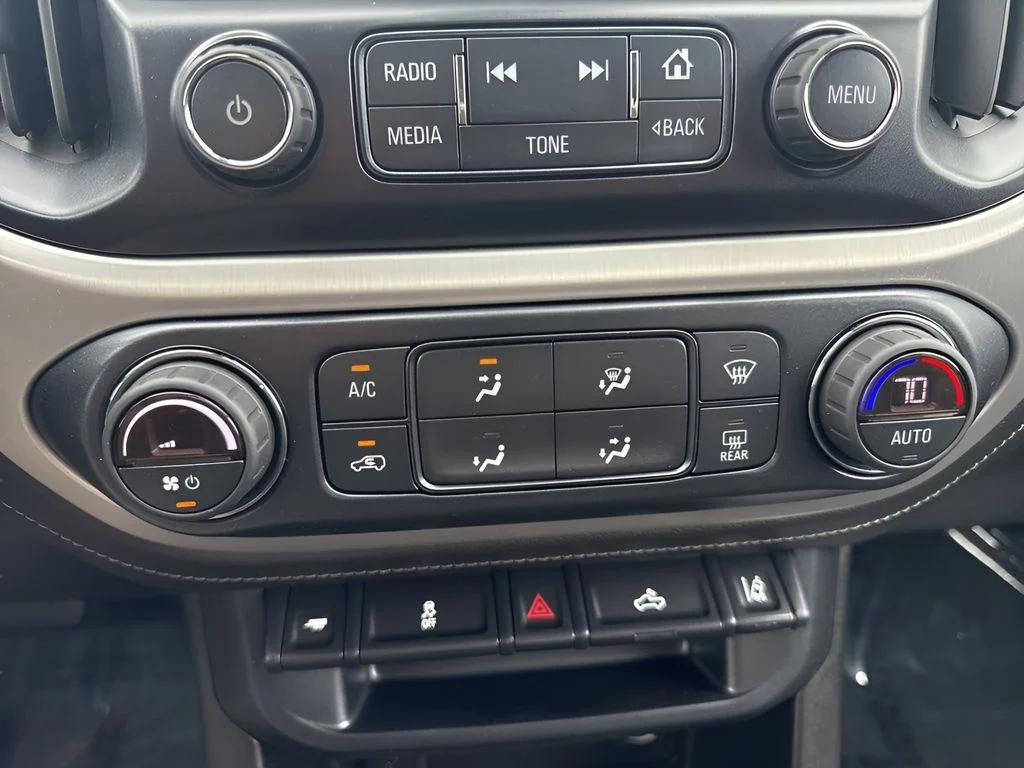 Used 2018 White GMC SLE1 image 16