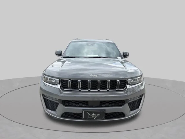 New 2027 Sting-Gray Clearcoat Jeep Limited image 8