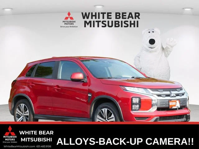 Used 2022 Red Mitsubishi 2.0 ES image 1
