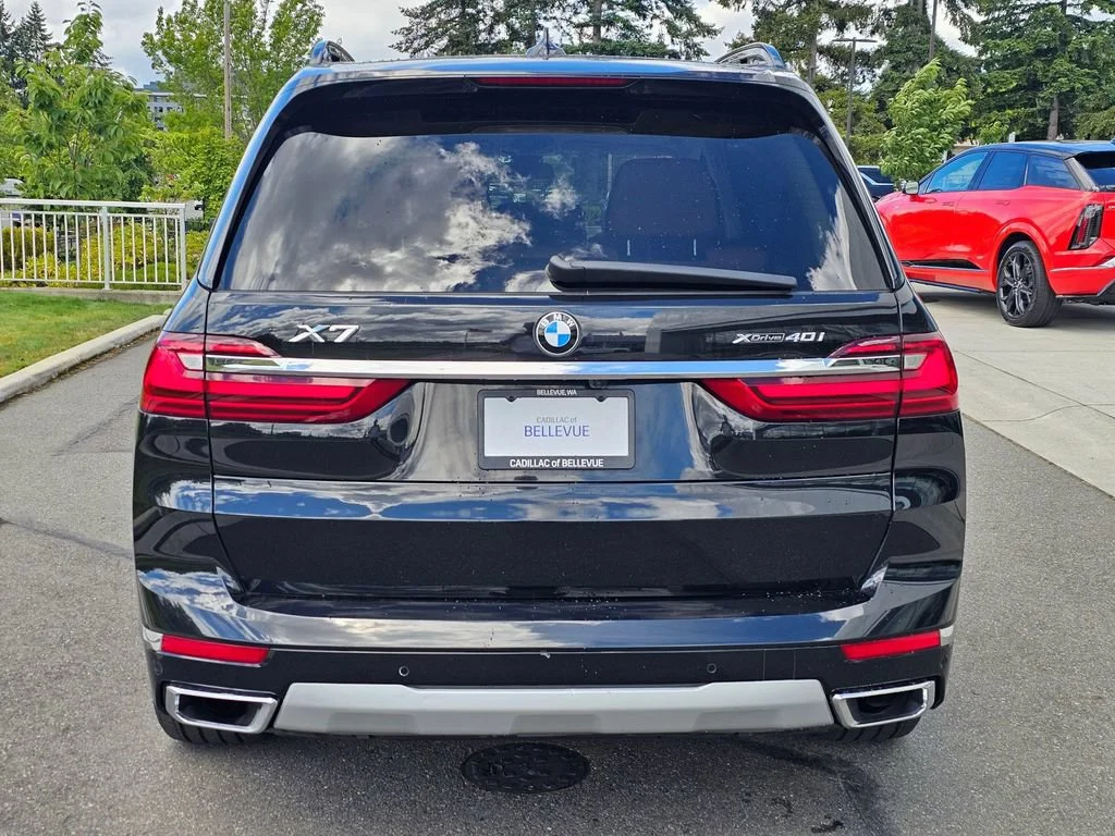 Used 2022  BMW xDrive40i image 4