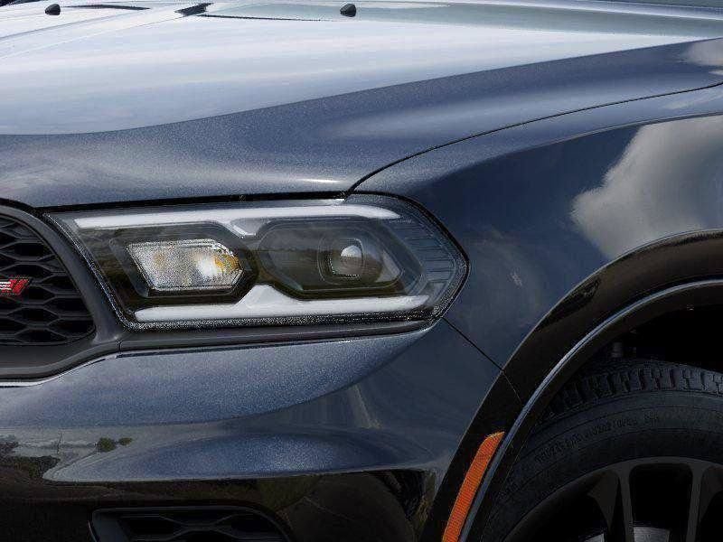 New 2026 Diamond Black Clear-Coat Exterior Paint Dodge GT image 11