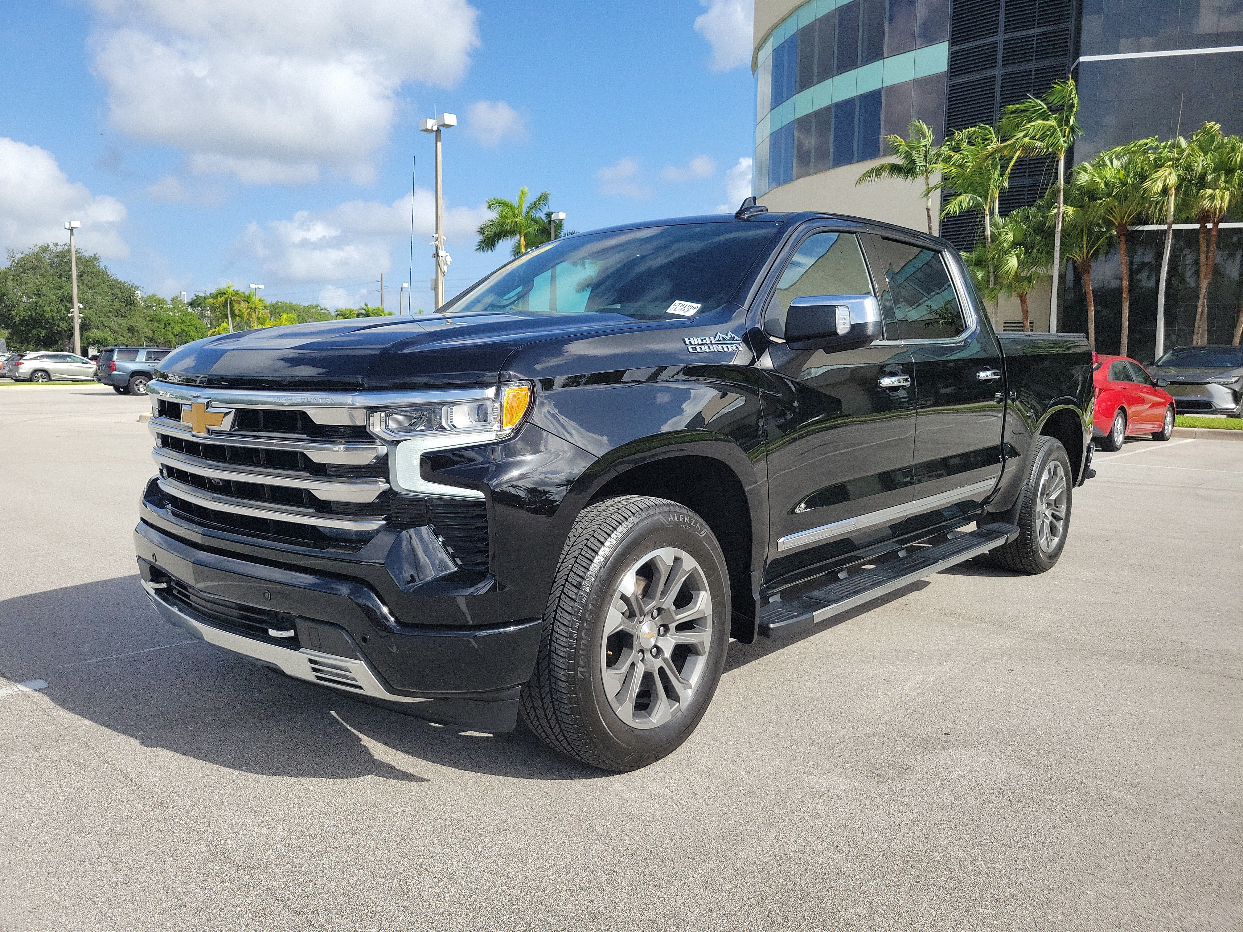 Used 2025 Black Chevrolet High Country image 3