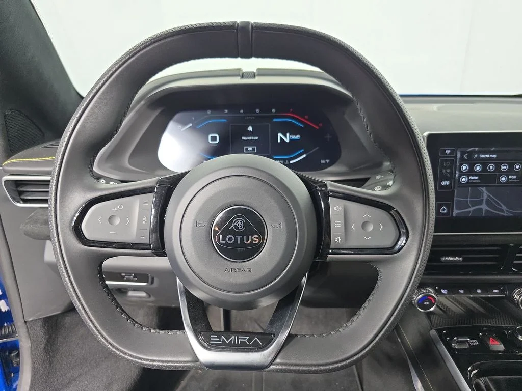 Used 2024  Lotus V6 image 14
