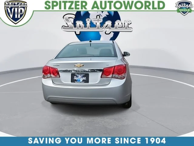 Used 2011 Silver Chevrolet 2LT image 8