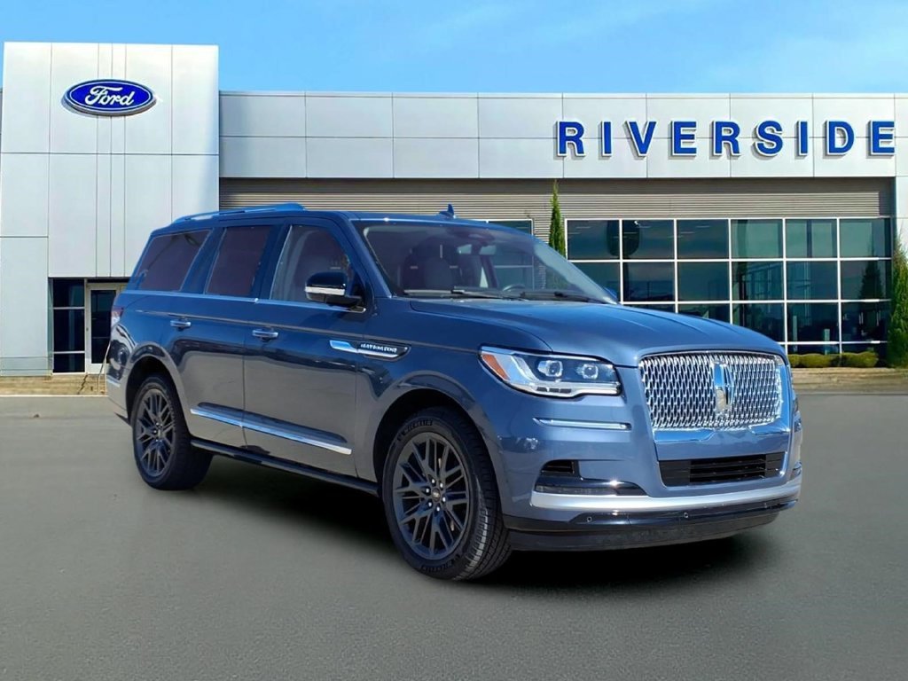 2022 Lincoln Navigator