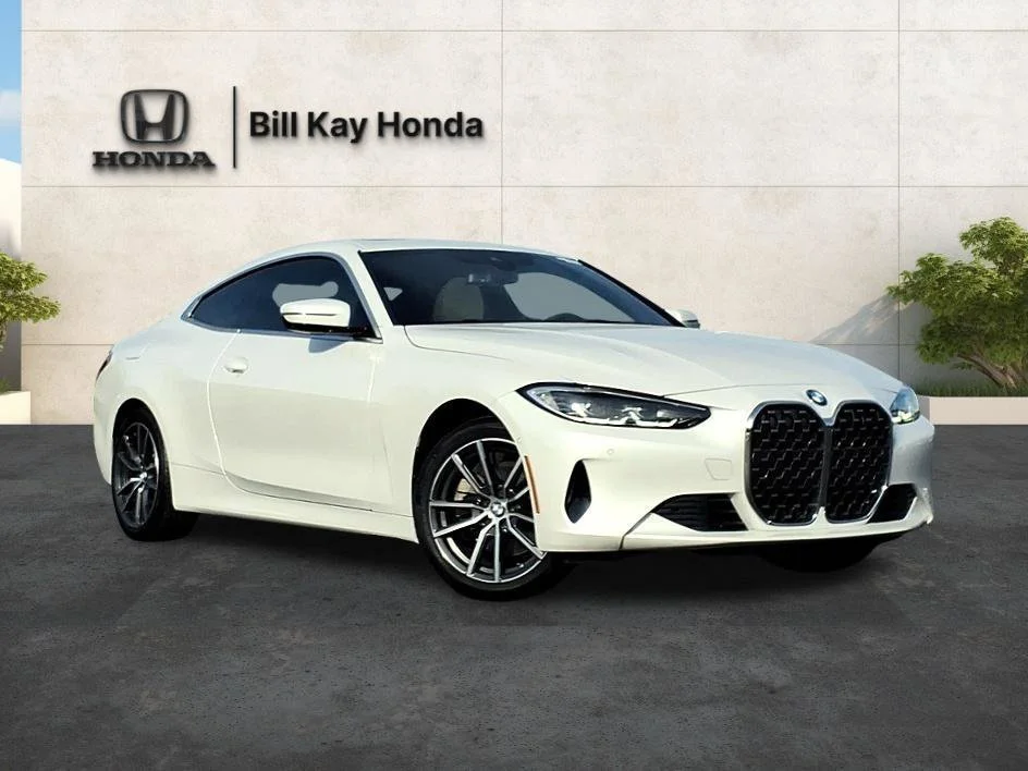 Used 2024 White BMW xDrive image 5