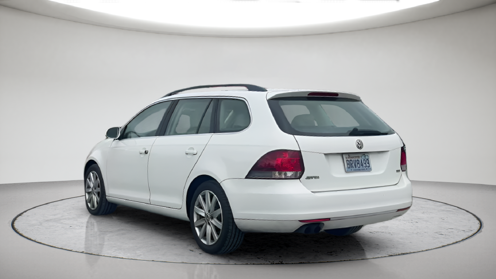 Used 2012 White Volkswagen 2.0L TDI image 9
