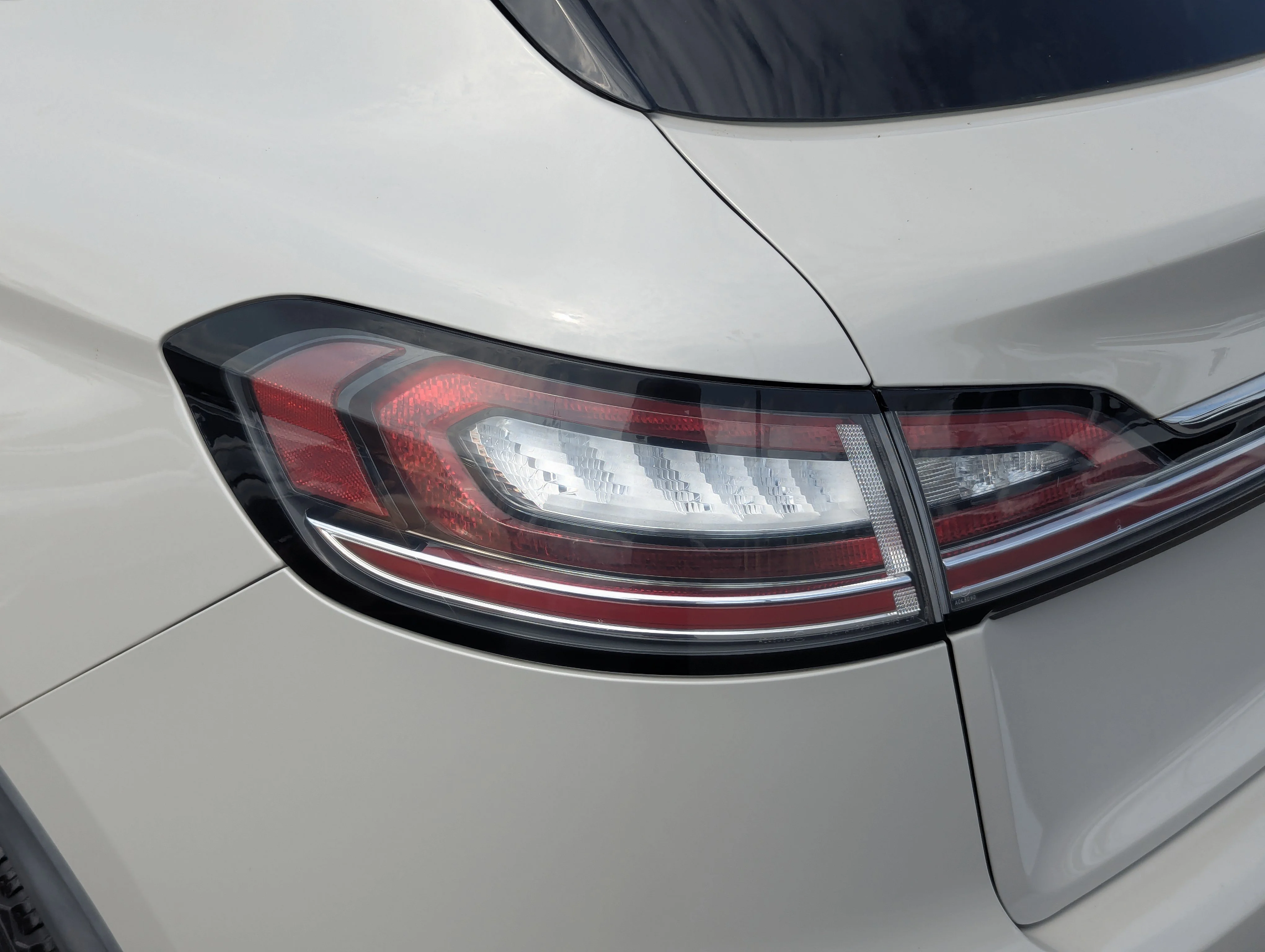 Used 2019 Ceramic Pearl Metallic Tri-Coat Lincoln Reserve image 12