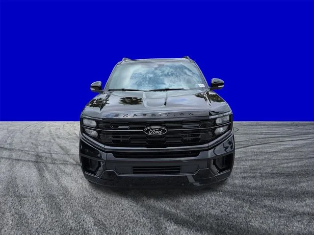 New 2026 Agate Black Metallic Ford MAX Platinum® image 9