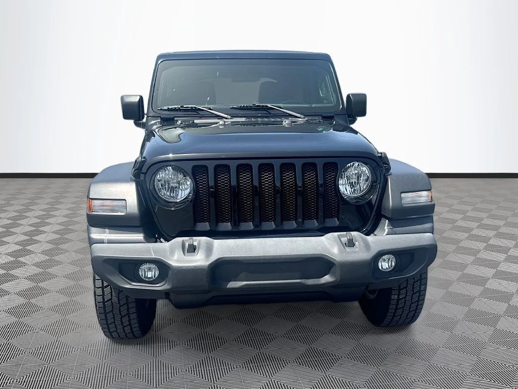 Used 2022 Black Jeep Unlimited Sport S image 2