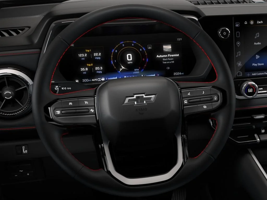 2026 Chevrolet Colorado Z71 - Photo 8