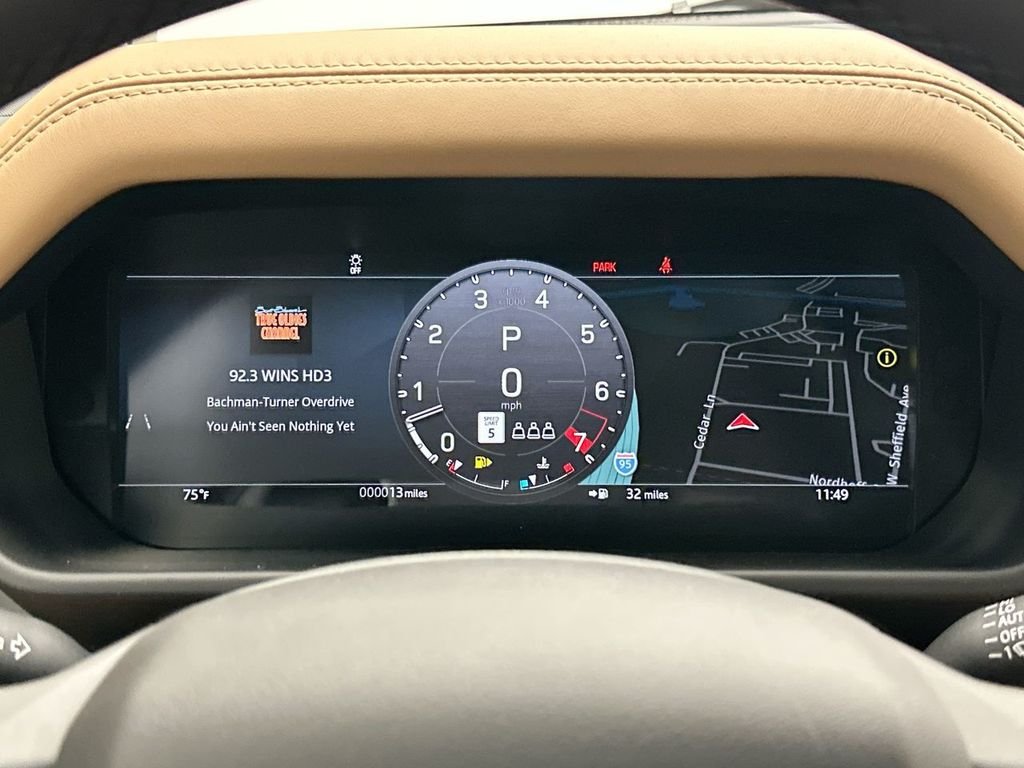 New 2026 Carpathian Grey Prem Met Land Rover X-Dynamic SE image 16