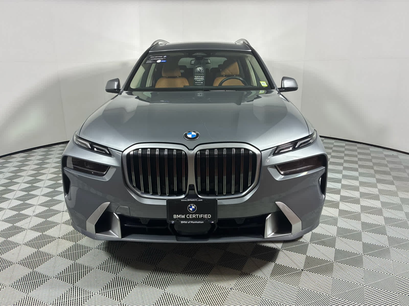 Used 2024 Skyscraper Grey Metallic BMW xDrive40i image 6