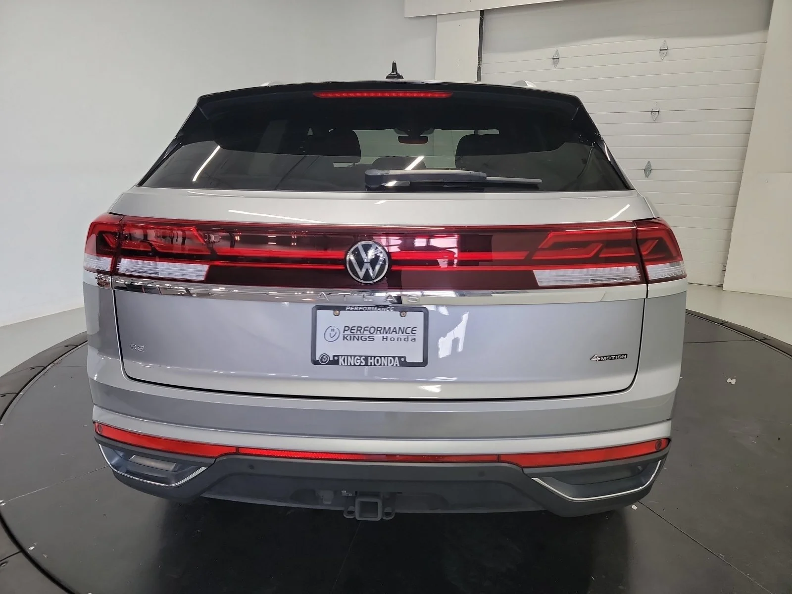 Used 2024 Silver Mist Metallic Volkswagen 2.0T SE w/Technology image 6