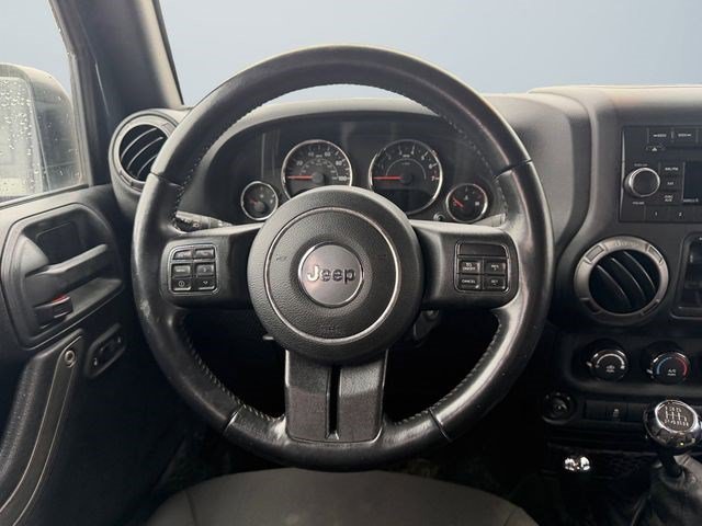 Used 2017 Rhino Clearcoat Jeep Sport image 12