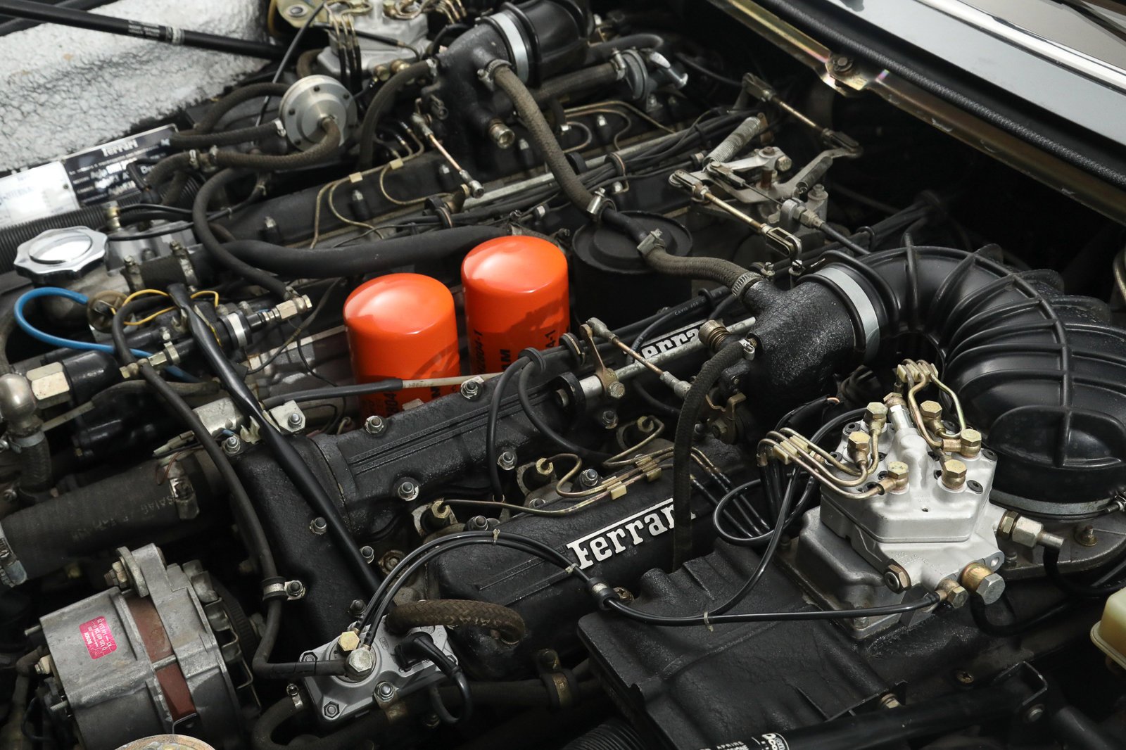 Used 1984 Silver Ferrari  image 32