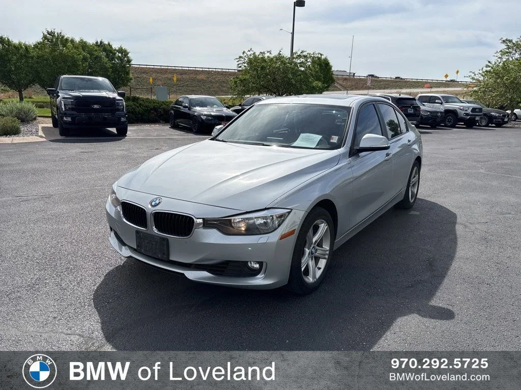2013 BMW 3 Series 328i xDrive Sedan's photo