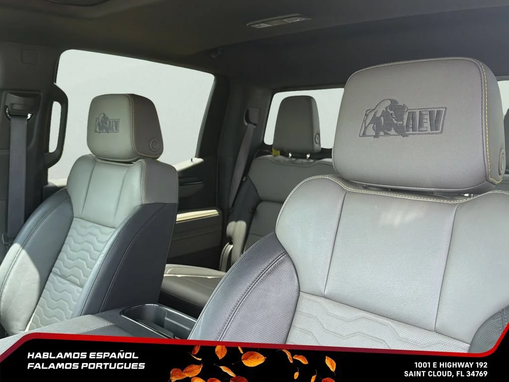 Used 2025 Slate Gray Metallic Chevrolet ZR2 image 23