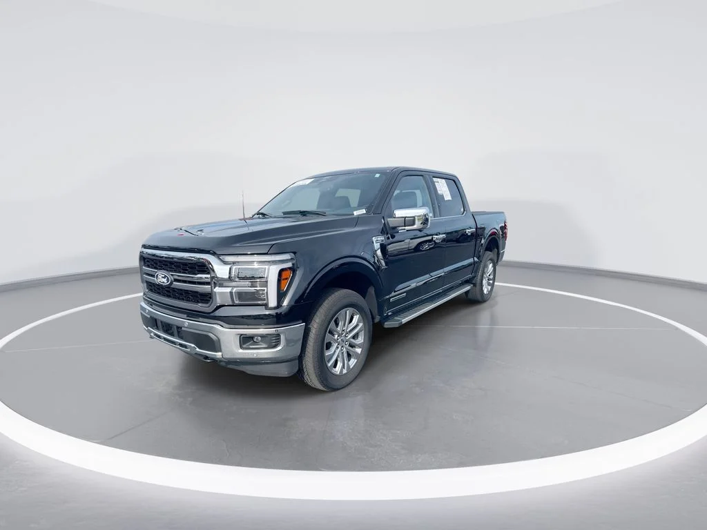 Used 2025 Black Ford Lariat image 4