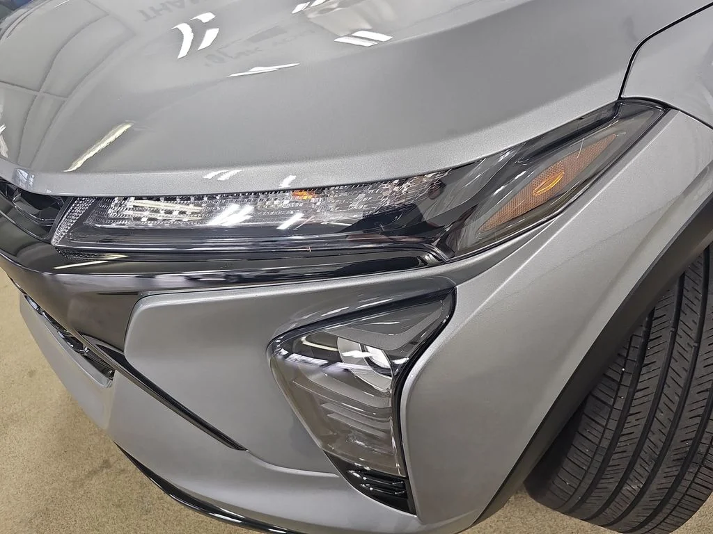 Certified Used 2024 Gray Chevrolet 1RS image 34