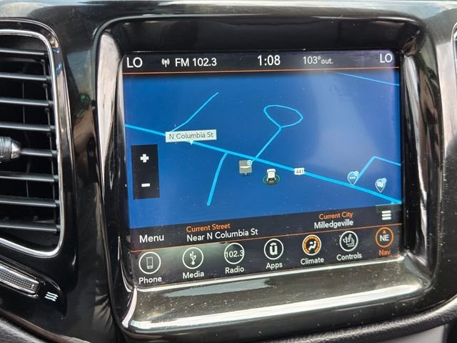 Used 2018 Blue Jeep Limited image 21