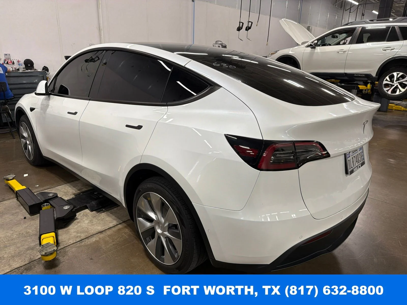 Used 2022 White Tesla Long Range image 1