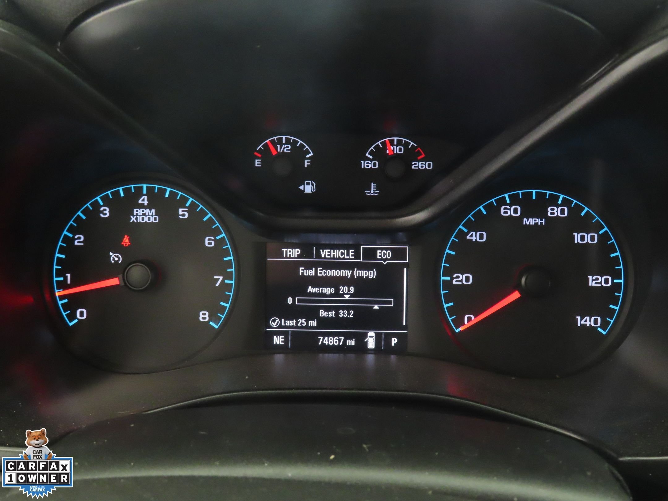Used 2021 White Chevrolet LT image 12