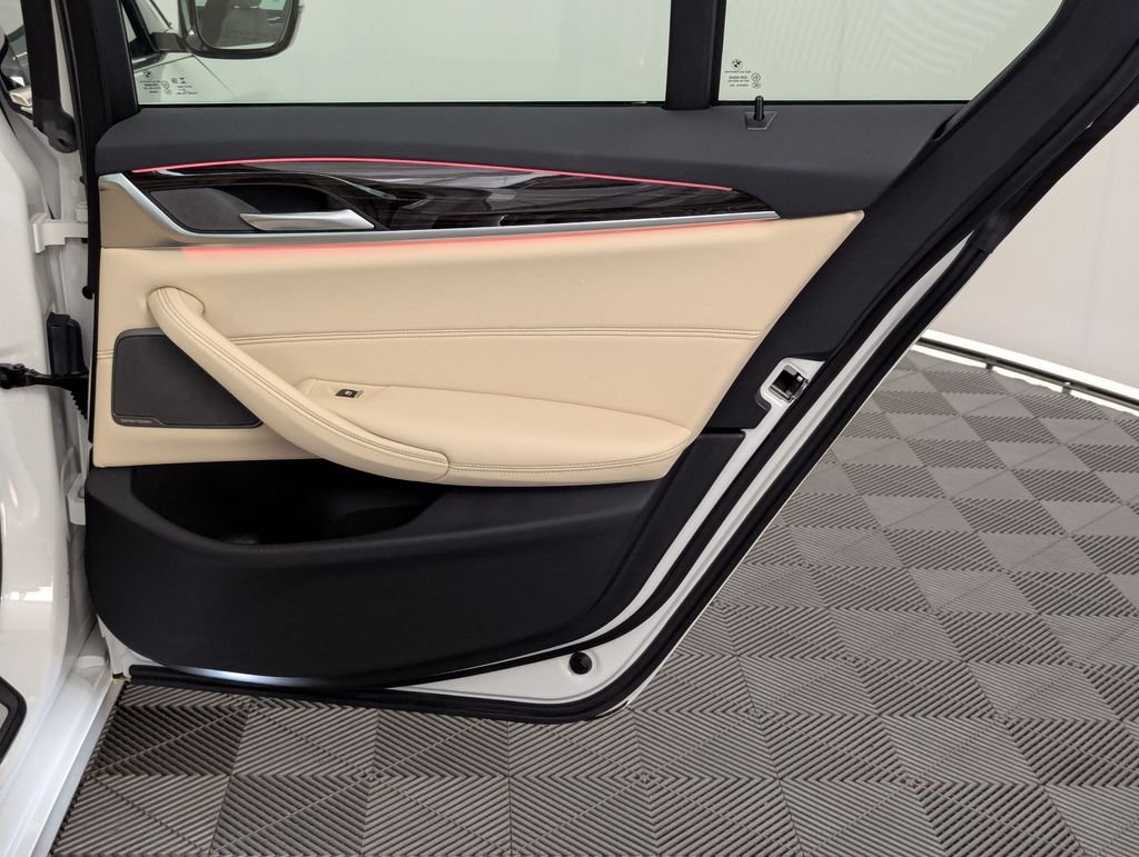 2023 BMW 5 Series 530i - Photo 55