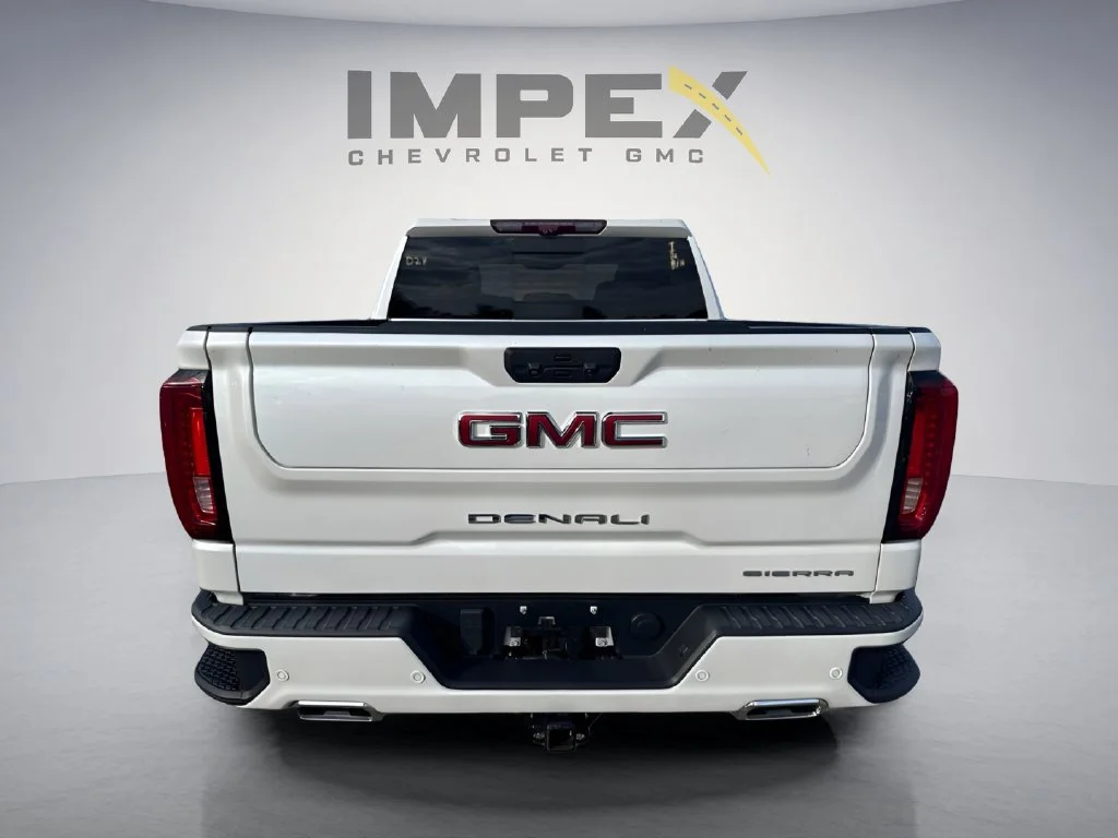 Used 2023 WHITE FROST TRICOAT GMC Denali image 4