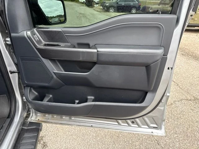 Used 2023 Silver Ford XLT image 25