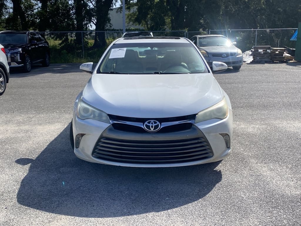 Used 2016 Super White Toyota XLE image 2