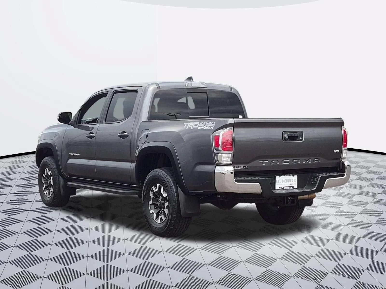 Used 2020 2020 Toyota Tacoma Trd Off Road Toyota SR5 image 5