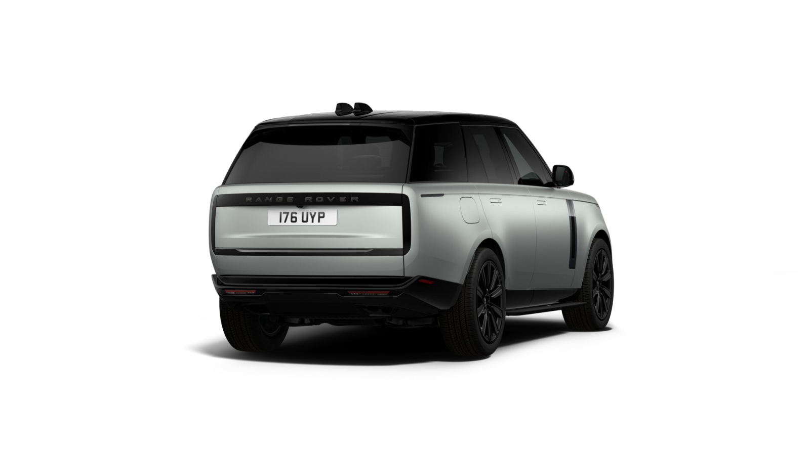 New 2027 Ethereal Frost Silver in satin finish LAND ROVER SE 530PS Auto image 2