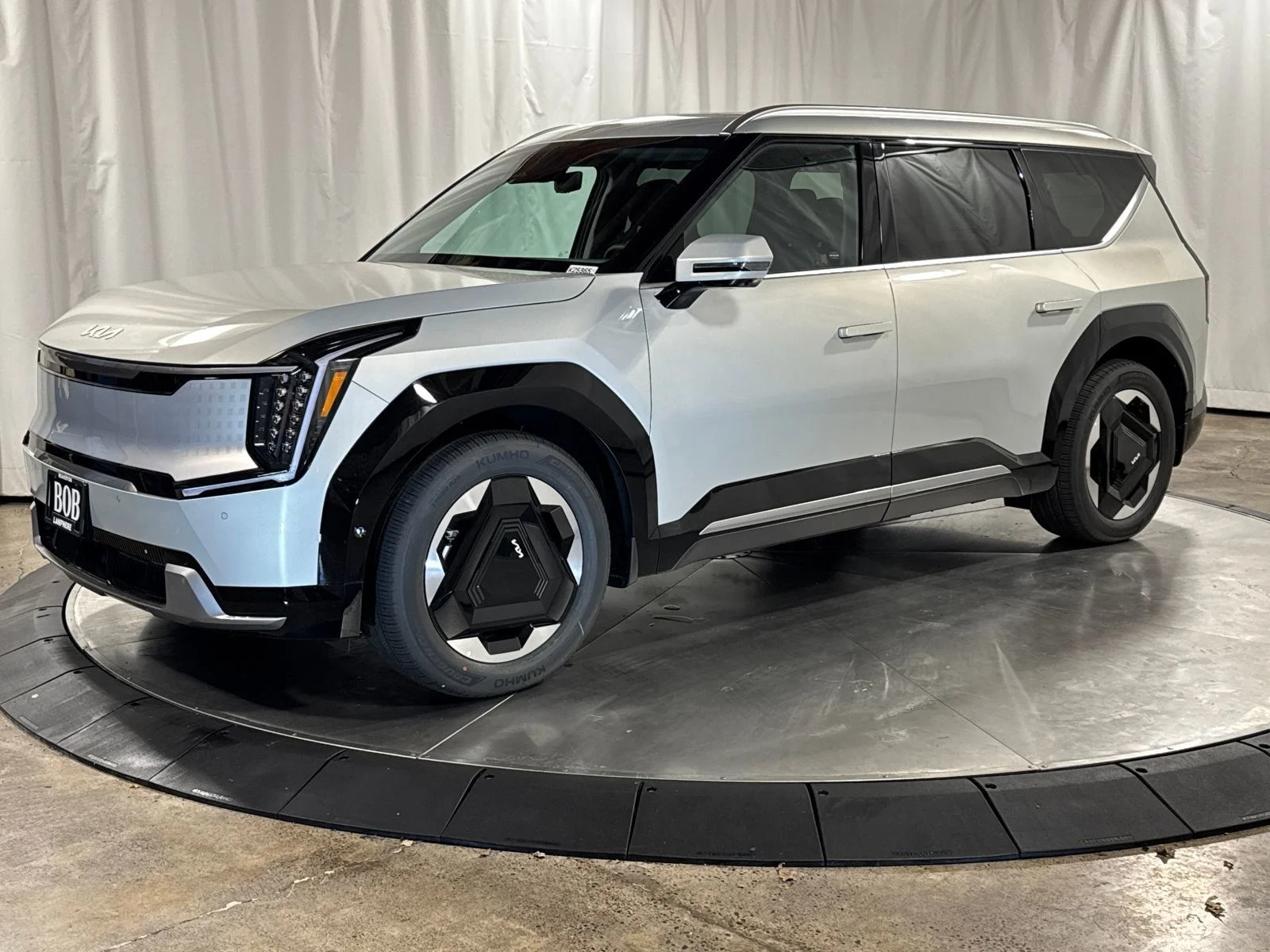 2026 Kia EV9 Land AWD's photo